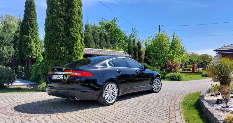 Jaguar XF cena 55000 przebieg: 99000, rok produkcji 2009 z Łańcut małe 37